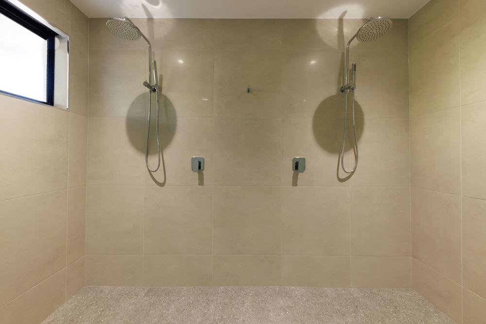 Suite Deluxe con 1 cama King del hotel Mercure Darwin Airport Resort. Foto 7