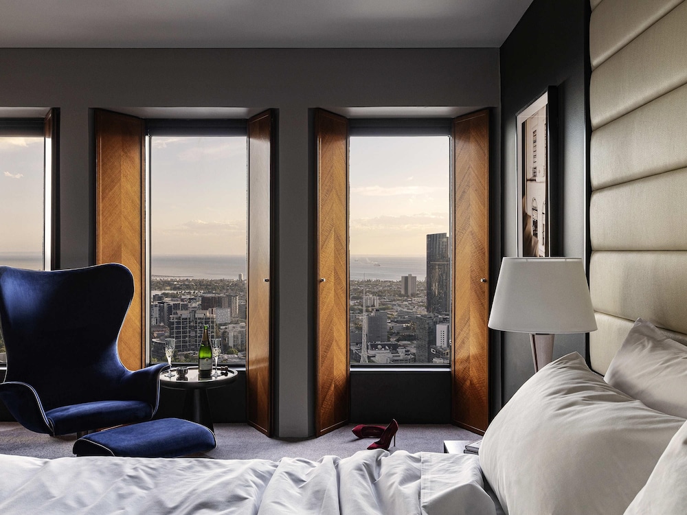HABITACIÓN SUPERIOR, 1 Cama King, Vistas a la Bahía y al Río del hotel Sofitel Melbourne On Collins. Foto 1