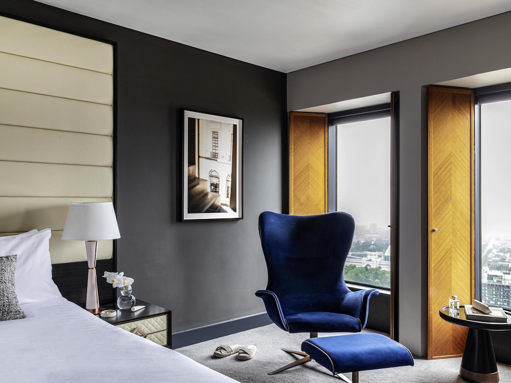 HABITACIÓN DE LUJO CLUB SOFITEL, 1 Cama King, Vistas a la Ciudad del hotel Sofitel Melbourne On Collins. Foto 1