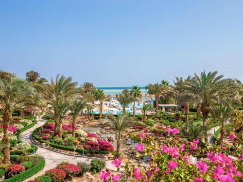 Suite Presidencial con vistas al mar del hotel Mövenpick Resort and Spa El Gouna. Foto 1