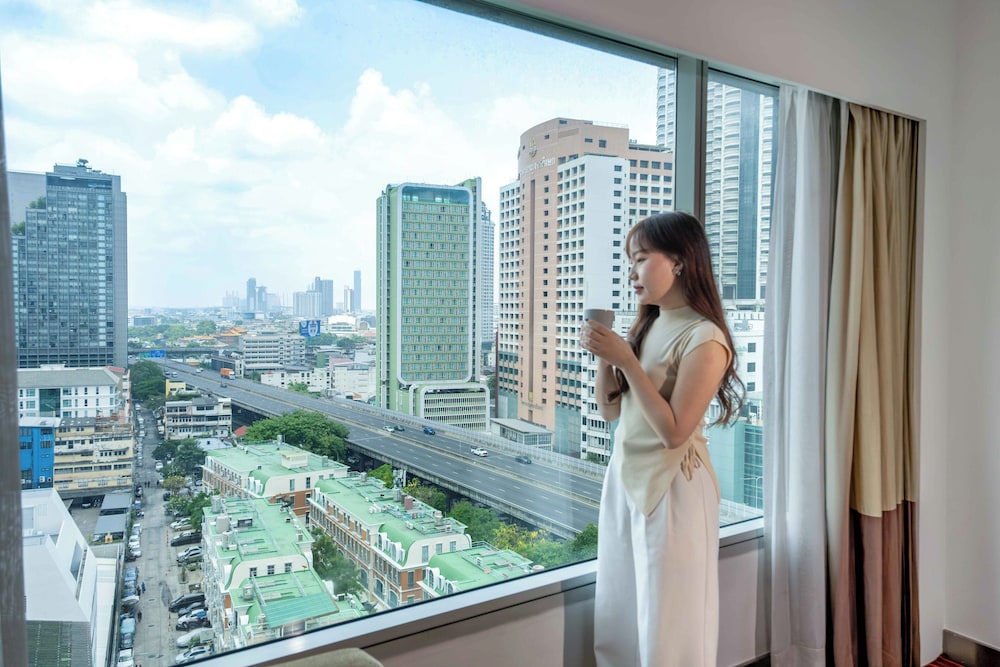 Habitación estándar, 2 camas individuales del hotel Hilton Garden Inn Bangkok Silom. Foto 1