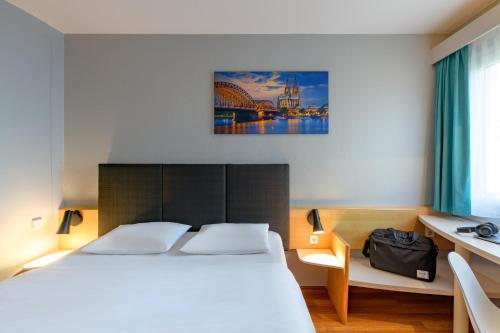 Habitación Doble Estándar del hotel Ibis Köln Frechen. Foto 8