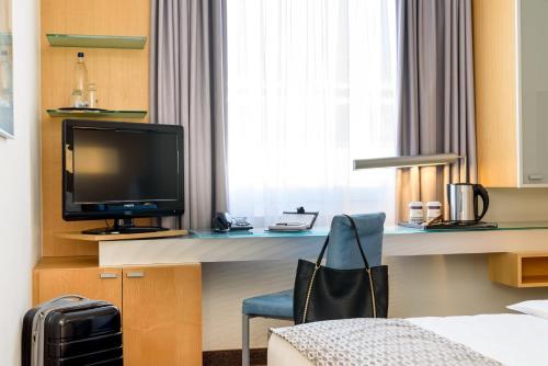 Habitación Doble Estándar del hotel Mercure Düsseldorf City Nord. Foto 8