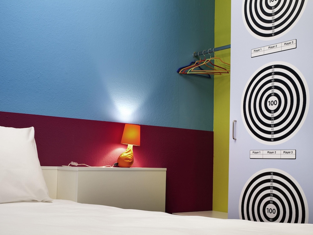 Suite Familiar Estándar con 2 habitaciones comunicadas del hotel Ibis Styles Düsseldorf - Neuss