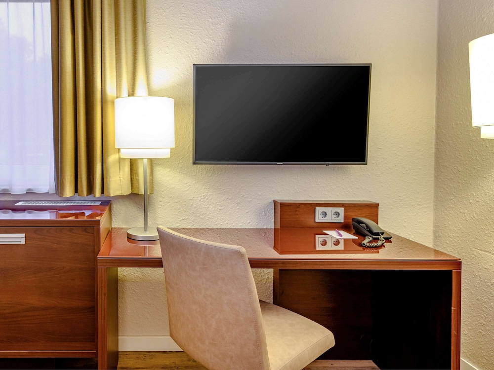 Habitación Standard con 2 camas individuales del hotel Mercure Duisburg City. Foto 1