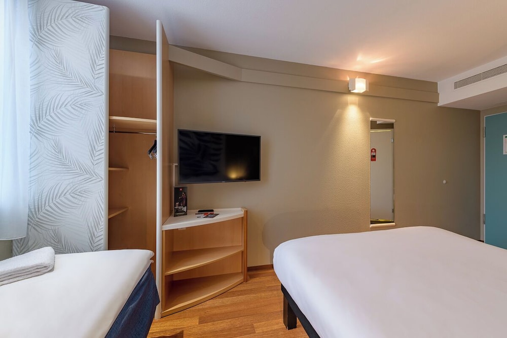 Habitación Estándar con 1 cama doble del hotel Ibis Heilbronn City. Foto 9