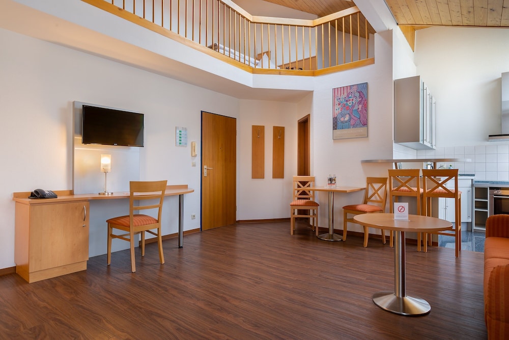 Apartamento Deluxe del hotel Acora Karlsruhe Zentrum Living The City. Foto 6