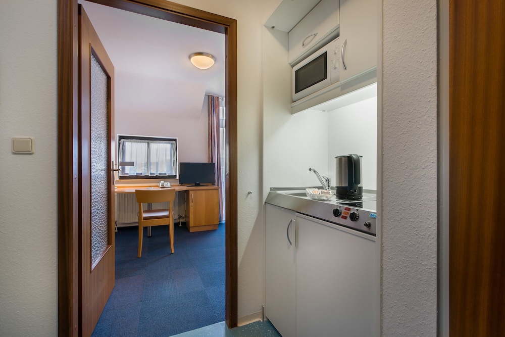 Apartamento estándar, 1 cama doble del hotel Acora Karlsruhe Zentrum Living The City. Foto 5