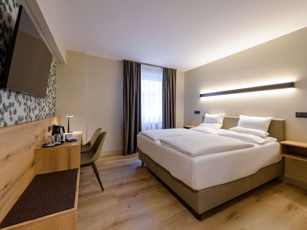 Habitación Estándar con cama doble del hotel Mercure München Altstadt. Foto 3