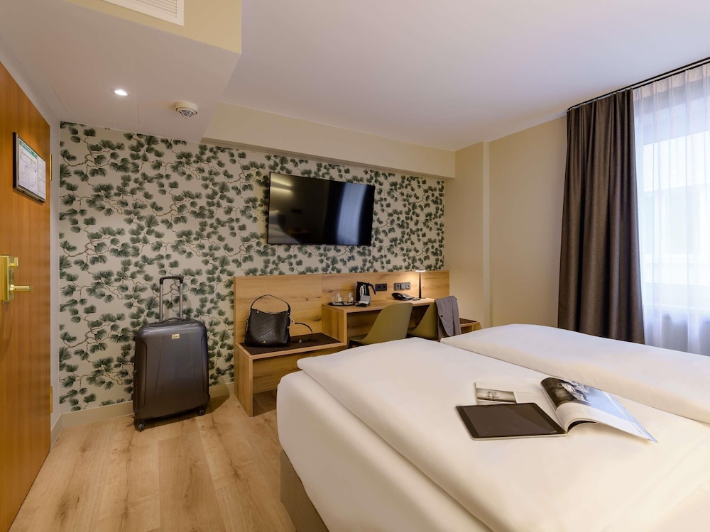 Habitación Estándar con cama doble del hotel Mercure München Altstadt. Foto 5