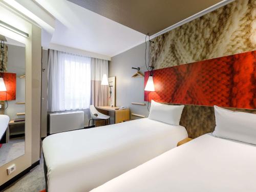 Habitación Doble - 2 camas del hotel Ibis Muenchen City. Foto 5