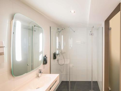 Habitación Doble Estándar del hotel Ibis Muenchen City. Foto 6