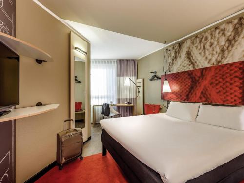 Habitación Doble Estándar del hotel Ibis Muenchen City. Foto 9