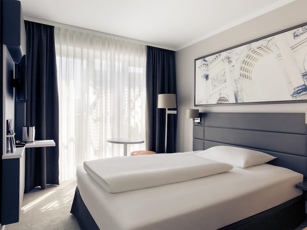 Habitación Superior con Cama Doble y Vistas al Patio del hotel MERCURE MUNCHEN SCHWABING