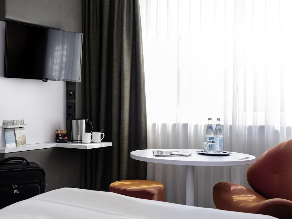 Habitación Doble Deluxe del hotel MERCURE MUNCHEN SCHWABING. Foto 4