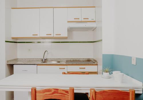 Estudio con vistas al mar del hotel Castillete. Foto 2