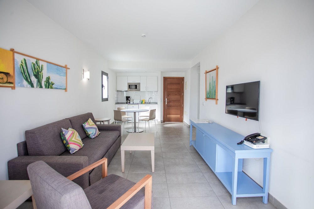 Bungalow superior, 1 habitación del hotel Caybeach Princess. Foto 10