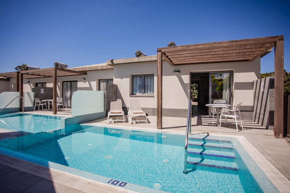 Bungalow Deluxe, 1 habitación, acceso a la piscina del hotel Caybeach Princess. Foto 16