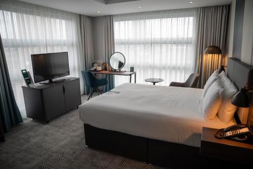 Habitación Doble Estándar - Adaptada para personas con discapacidad del hotel Holiday Inn London - Whitechapel. Foto 3