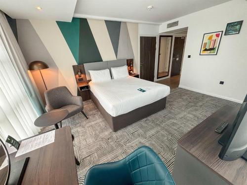 Habitación Doble Estándar del hotel Holiday Inn London - Whitechapel. Foto 1