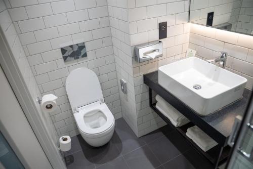 Habitación Doble Estándar - 2 camas del hotel Holiday Inn London - Whitechapel