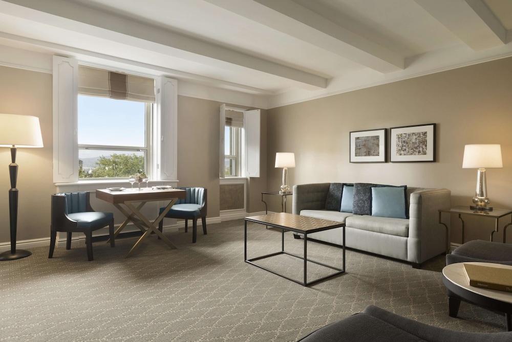 Suite junior, 2 camas dobles del hotel Fairmont Le Chateau Frontenac. Foto 1