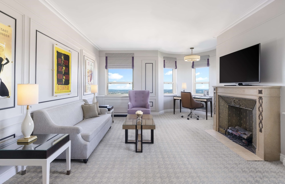 Fairmont Gold King, Suite Signature del hotel Fairmont Le Chateau Frontenac. Foto 2