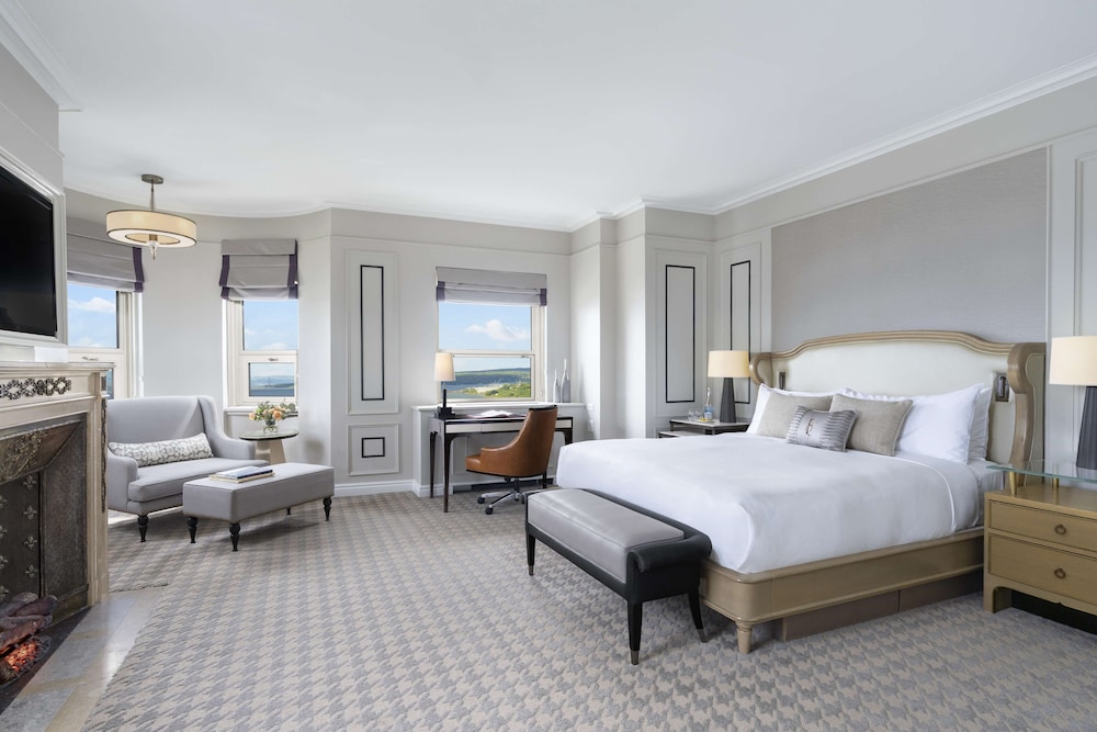 Fairmont Gold King, Suite Signature del hotel Fairmont Le Chateau Frontenac. Foto 4