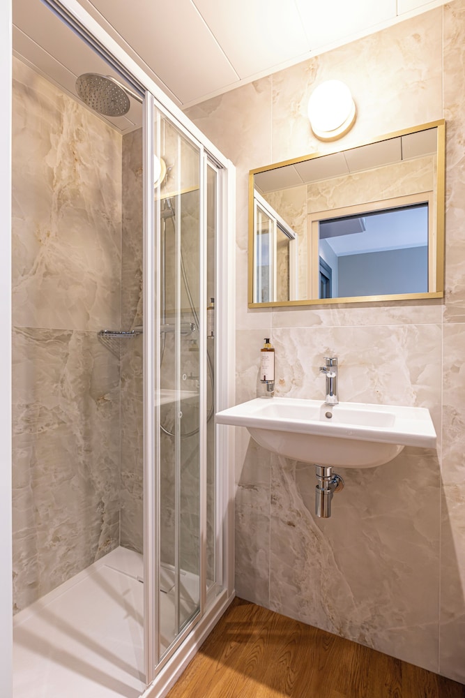 Habitación clásica con 2 camas individuales del hotel Best Western Montcalm. Foto 4