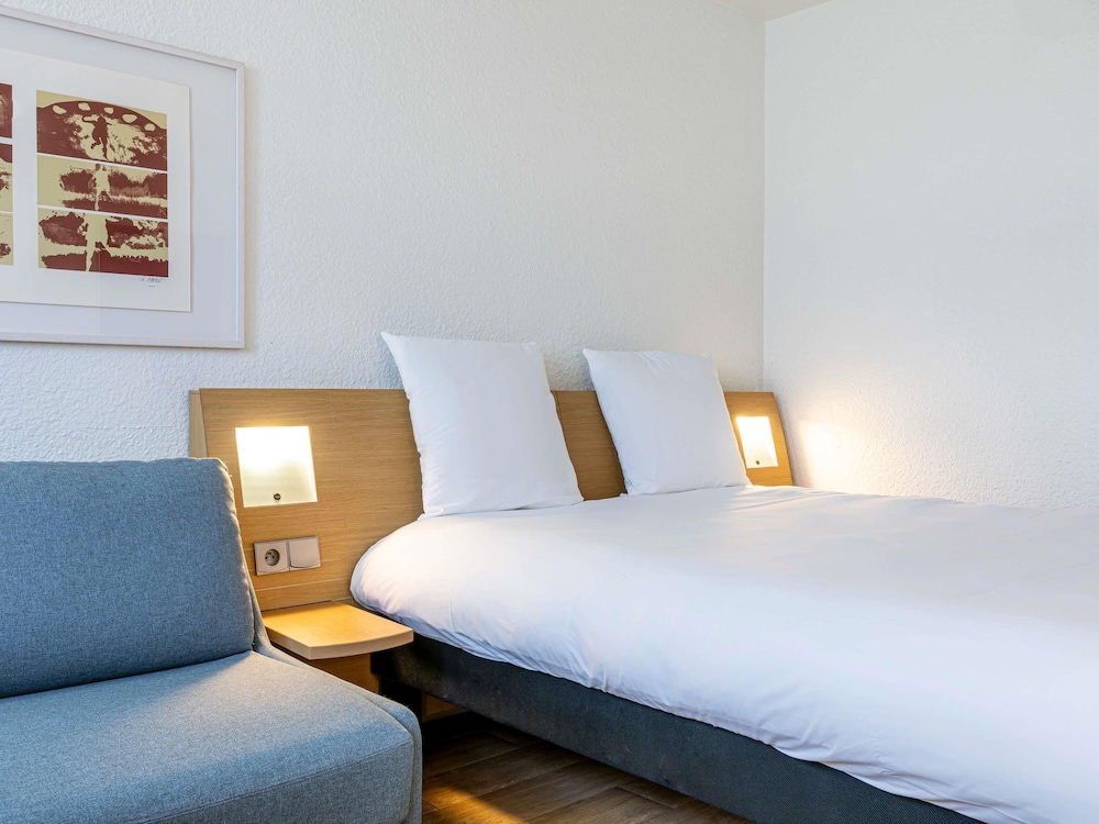 Habitación Estándar con 1 cama doble del hotel Mercure Paris Le Bourget