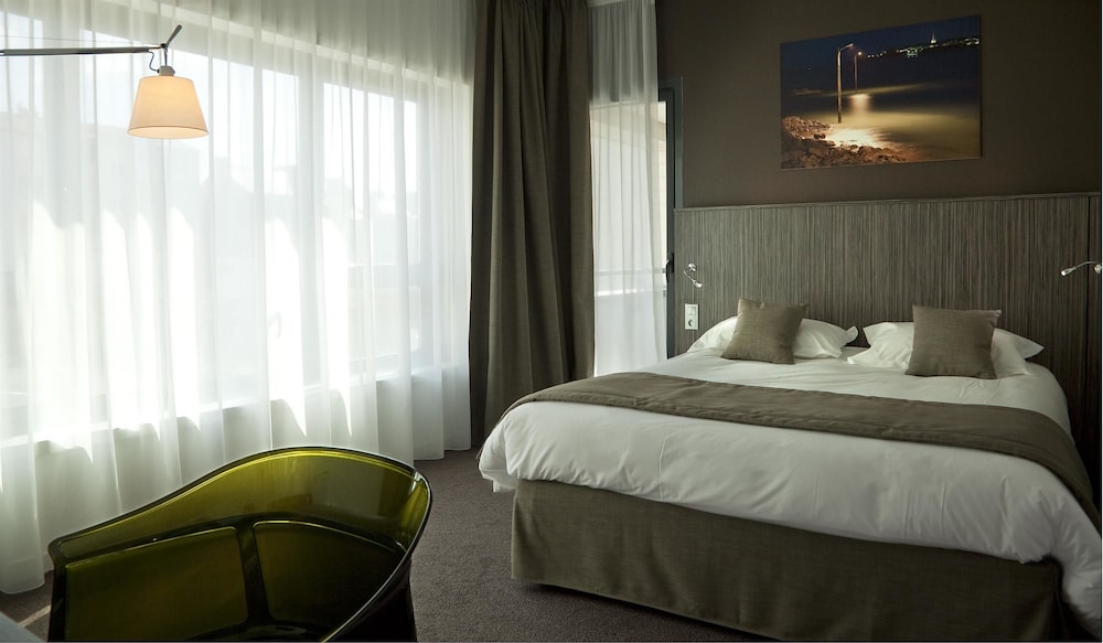 Habitación Superior con 1 cama doble del hotel Mercure Saint Malo Balmoral. Foto 3