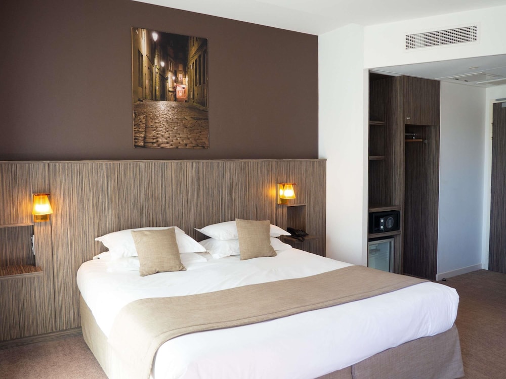 Habitación Superior con 1 cama doble del hotel Mercure Saint Malo Balmoral. Foto 9