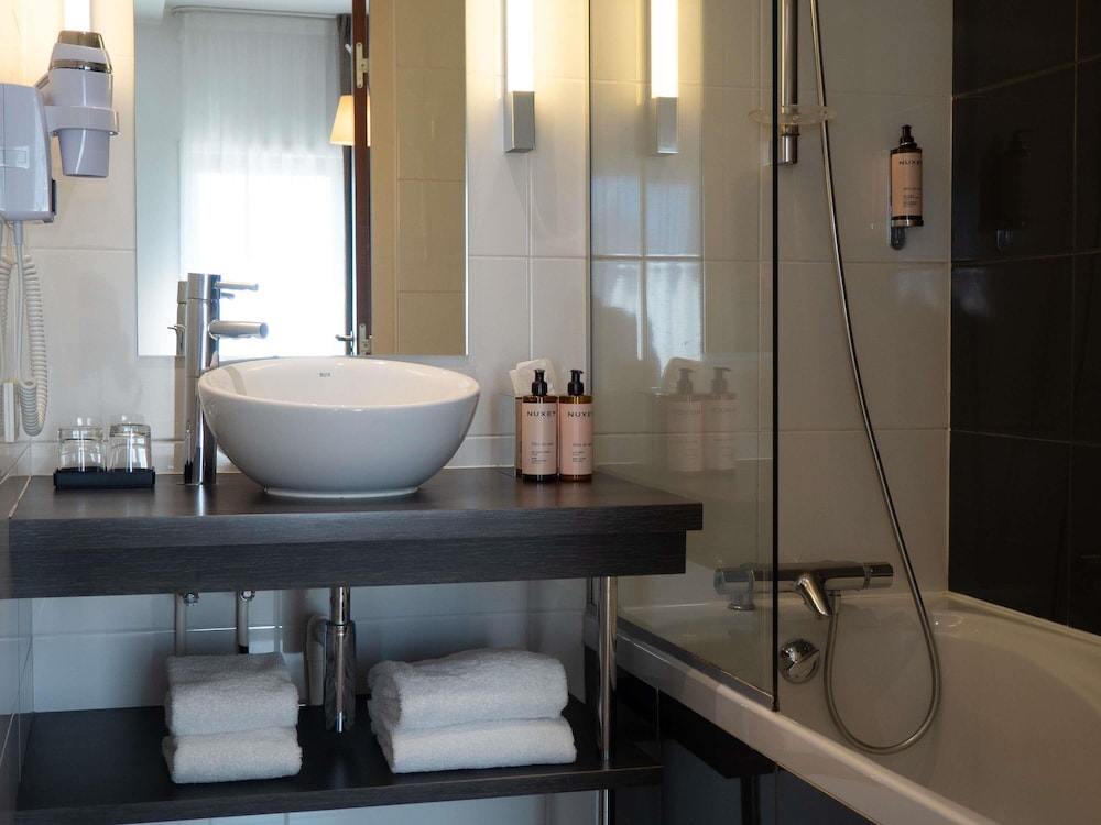 Habitación Superior con 1 cama doble del hotel Mercure Saint Malo Balmoral. Foto 14