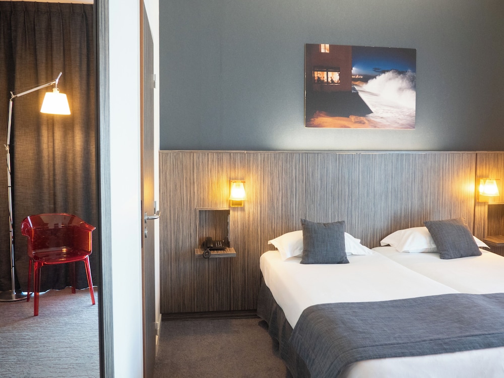 Habitación Superior con camas individuales del hotel Mercure Saint Malo Balmoral. Foto 4