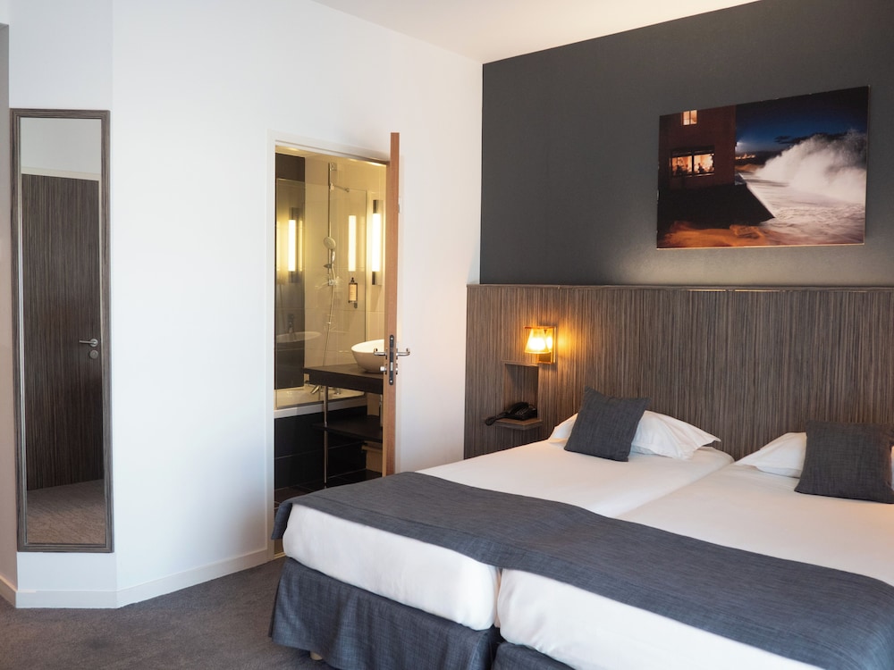 Habitación Superior con camas individuales del hotel Mercure Saint Malo Balmoral. Foto 5