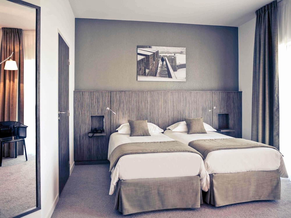 Habitación Superior con camas individuales del hotel Mercure Saint Malo Balmoral. Foto 8