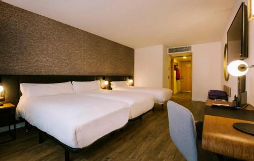 Habitación Triple del hotel Yomo Centric