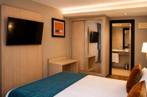 Habitación Doble Interior (1 o 2 adultos) del hotel Best Andorra Center. Foto 7