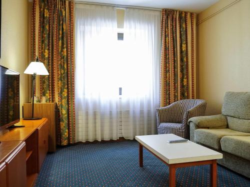 Habitación Cuádruple del hotel Mercure Andorra. Foto 1