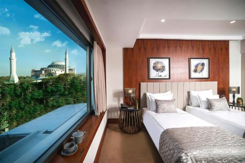 Habitación Superior con vistas a la ciudad del hotel Vogue Hotel Supreme Istanbul