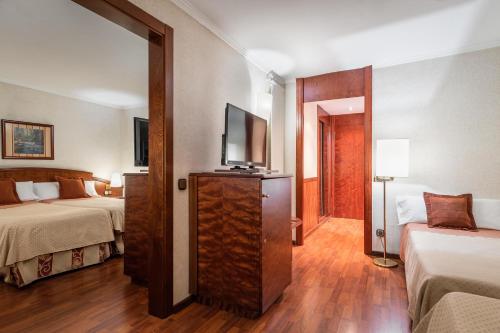 Habitación cuádruple del hotel Alegria President. Foto 2