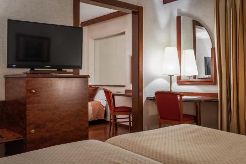 Habitación cuádruple del hotel Alegria President. Foto 5
