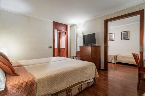 Habitación cuádruple del hotel Alegria President. Foto 7