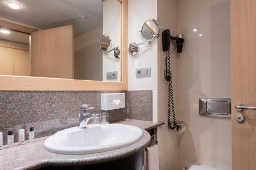 Habitación Deluxe del hotel Suites Plaza & Wellness Andorra. Foto 1