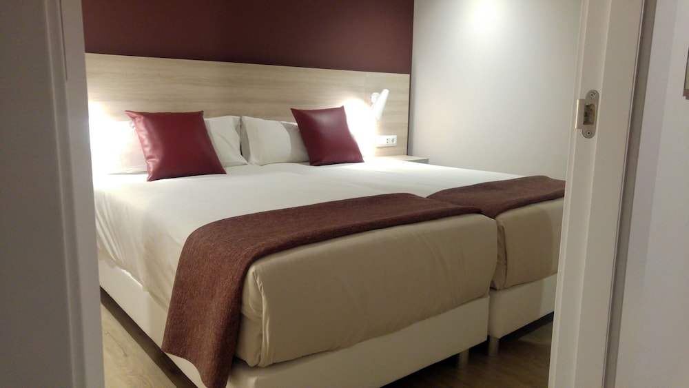 Apartamento Superior, 1 dormitorio, 4 personas del hotel Cosmos. Foto 1