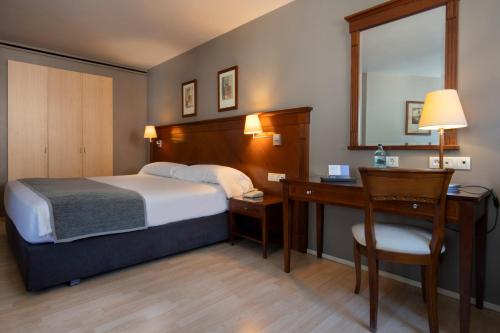 Habitación Doble Superior del hotel Hesperia Andorra. Foto 1