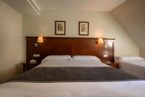 Habitación Triple del hotel Hesperia Andorra