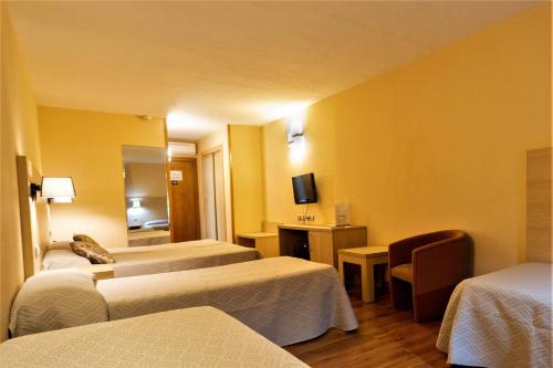Habitación Cuádruple con acceso al spa del hotel Panorama and Spa. Foto 3