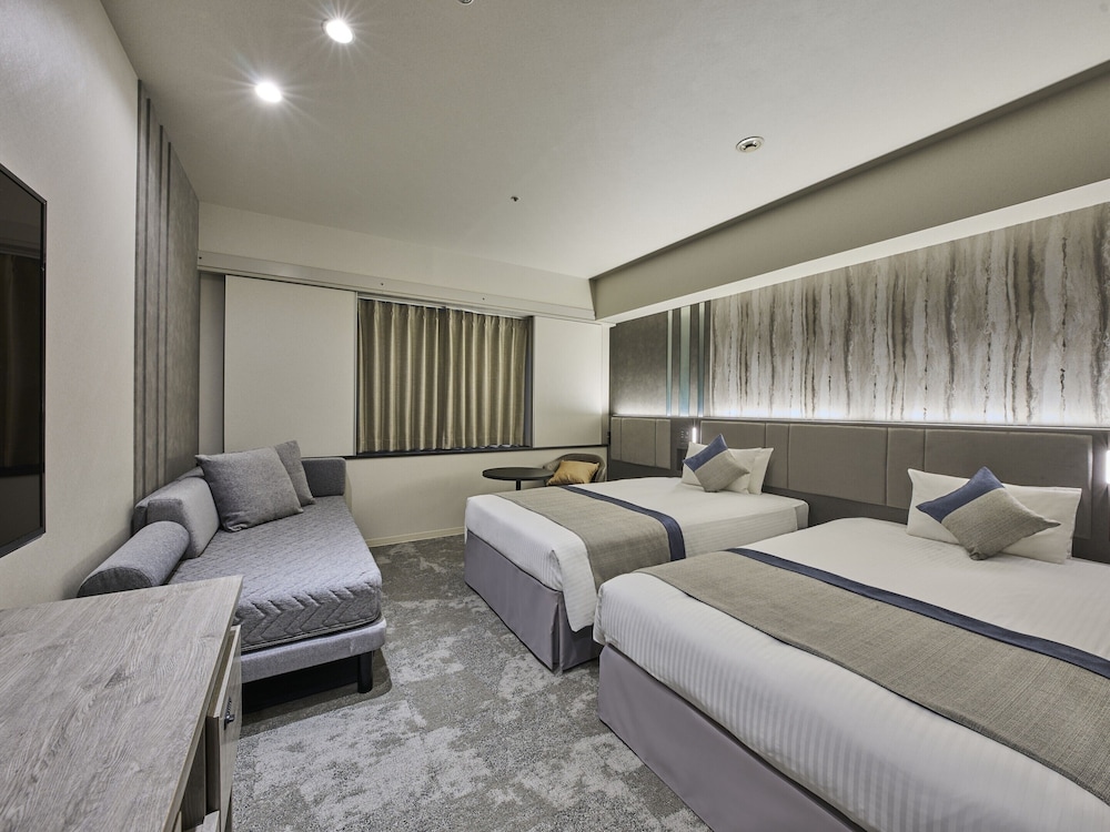 Habitación Deluxe con 2 camas individuales, no fumadores (with Sofa renovated) del hotel Villa Fontaine Grand Tokyo-Shiodome. Foto 1