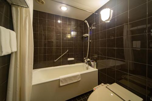 Doble Estándar, 1 Cama Doble - Fumadores del hotel Mercure Nagoya Cypress. Foto 2